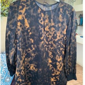 hardly worn Lafayette 148 silk top